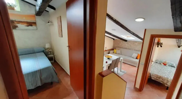 Bed & Breakfast La Mansarda, Забронировать Отель Отели Неаполя с парковкой, рядом с Ospedale degli Incurabili, Парковка