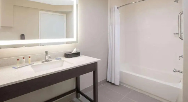 Номер Standard Wingate by Wyndham Corpus Christi