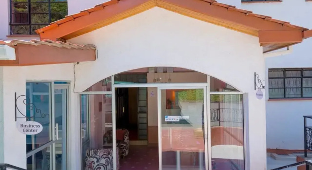 Alpha Queens Home, Prenota Hotel Hotel e alloggi a Nairobi, vicino a Ambasciata di Svezia, Hotel