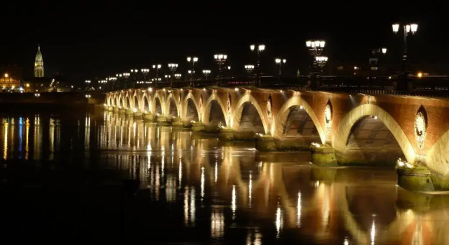 Студия Le Cocon de Bordeaux
