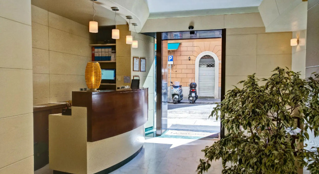 Crosti Hotel