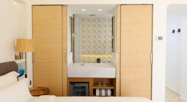 Двухместный номер Standard с балконом и с видом на сад Hostal Empúries