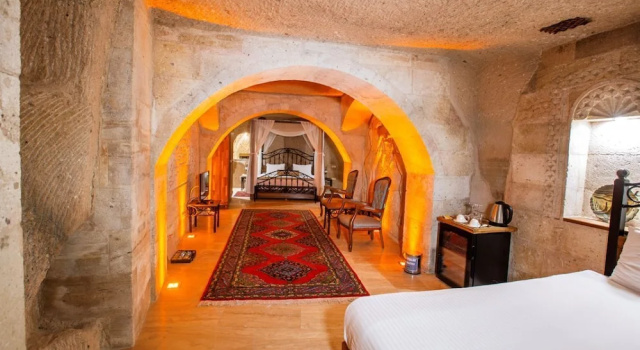 Люкс Cave Family Caldera Cave Hotel