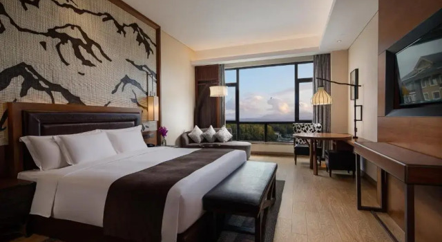 Двухместный номер Superior с видом на горы Crowne Plaza Resort Changbaishan Hot Spring by IHG