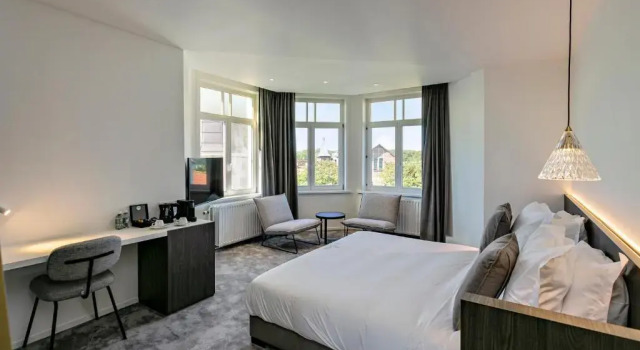 Люкс Luxury Hotel Astoria
