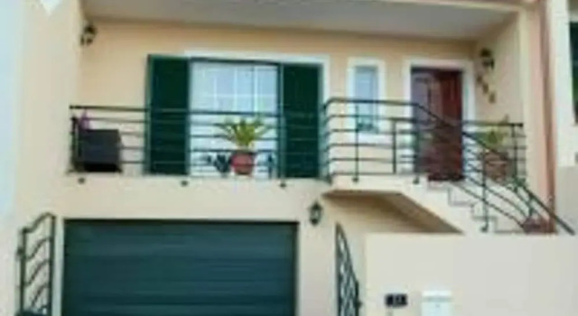 House With 2 Bedrooms in Santa Cruz, With Wonderful sea View, Furnished Terrace and Wifi Near the Beach, Boek Hotel Santa Cruz Madeira