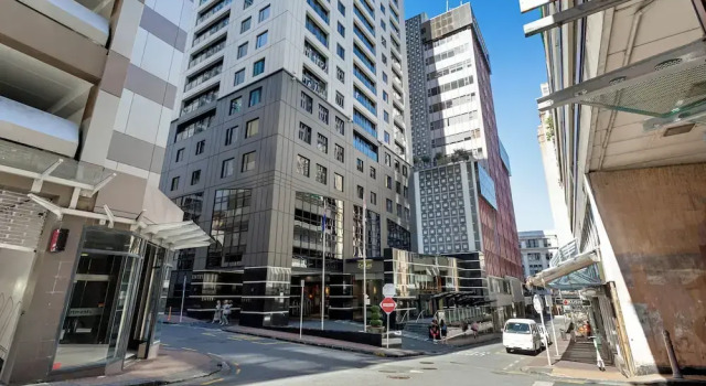 City Hideaway 1 BR Apt with Pool - Gym