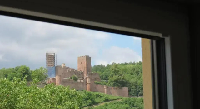 Апартаменты Ferienwohnung 'Burgblick'