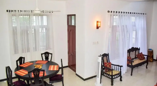 3 Bed House - Wifi Parking 10minBeach, Забронировать Вилла Отели Западной провинции 3 звезды, 3*