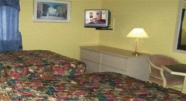 Nevada Club Inn, 预订 酒店 布尔海德市 亞利桑那州