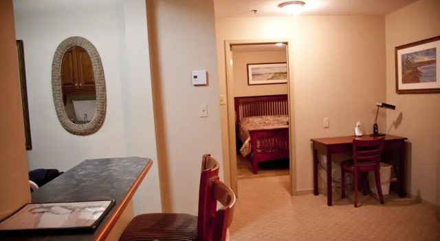 Mermaid Suites, Забронировать Отель Бизнес-отели Шарлоттауна, рядом с Province House National Historic Site, 4* 5*