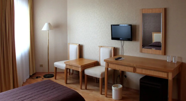 Номер Standard с балконом Rena Hotel