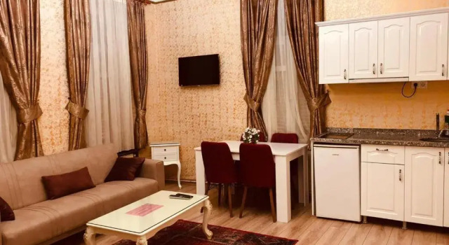 Люкс Deluxe с 2 комнатами Alhambra Apart Hotel