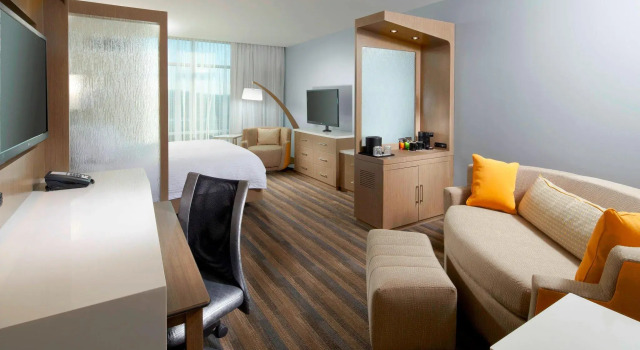 Двухместный люкс c 1 комнатой Courtyard by Marriott Knoxville West/Bearden