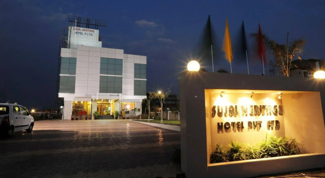 Hotel Sujal Heritage, Забронировать Отель Отели штата Махараштры 3 звезды, 3*