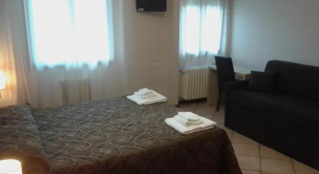 Трёхместный номер Standard Hotel Eden