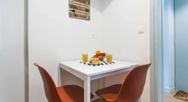 Апартаменты Stylish City-break 1bdr cozy refurbished apartment