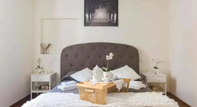 Номер Royal A World Apart - Trevi Apartments