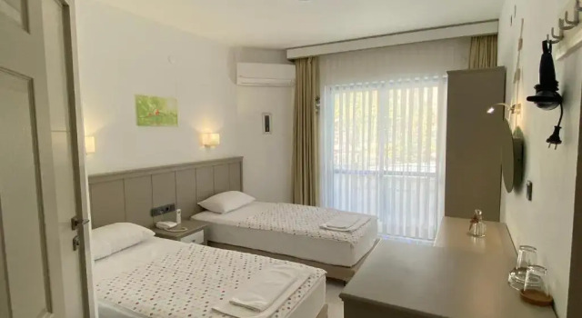 Двухместный номер Standard с балконом и с видом на море Hotel Turunç-Malmen