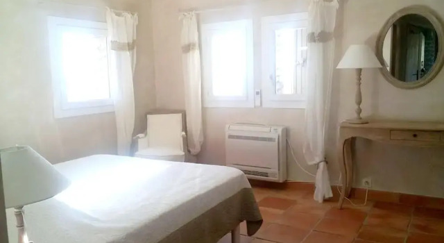 Villa With 3 Bedrooms in Gordes, With Wonderful Mountain View, Private, Забронировать Вилла Коттеджи Горд, Коттедж