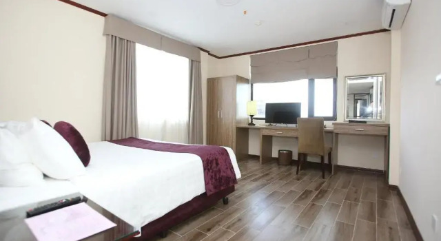 Люкс Flower Garden Hotel