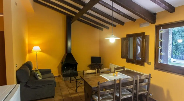 Mas Masnou, Buchen Sie Hotel Hotels in Olot mit Pool, Schwimmbad
