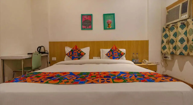 FabHotel Vacanza, Забронировать Отель Нойда штат Уттар-Прадеш