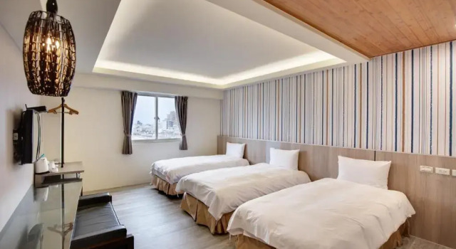 Трёхместный номер Standard 天璽商務飯店 Cullinan Hotel