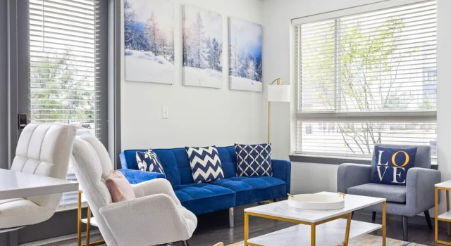 Bright & Cozy 2BR Retreat W/parking Broad Ripple, จอง อพาร์ทเมนท์ อินเดียแนโพลิส Indiana