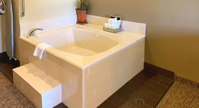 Люкс c 1 комнатой Comfort Suites Texas Ave