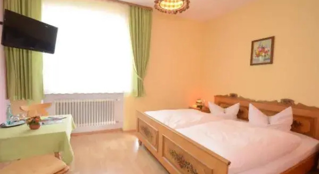 Номер Economy Gasthof zur Post Hotel und Parkplatz