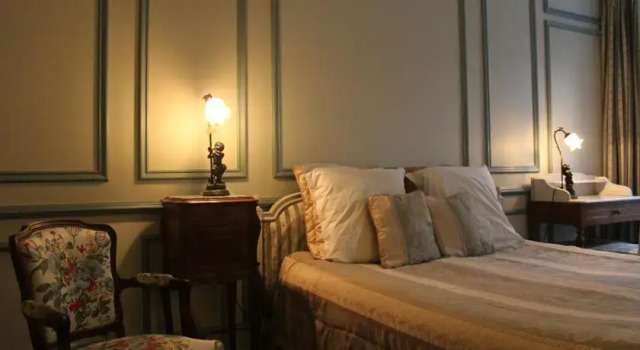Le Tardif, Noble Guesthouse, Забронировать Отель Байе 