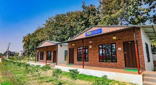 Fabhotel Prayag Deep