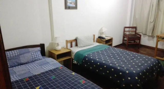Emporio Hotel, Забронировать Отель Ла-Пас департамент Ла-Пас, рядом с Buenos Aires Teleferico Station