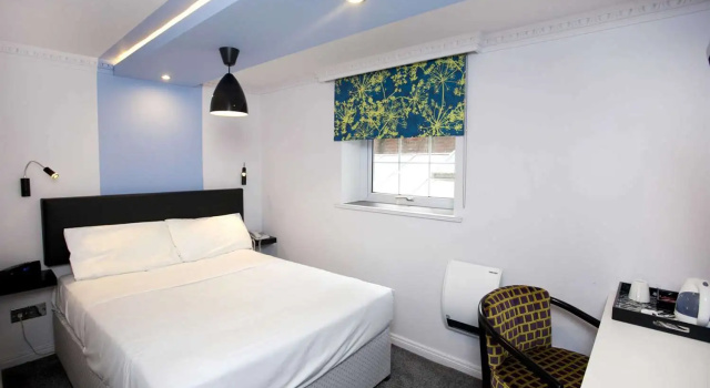Двухместный номер Small St James Hotel; BW Premier Collection