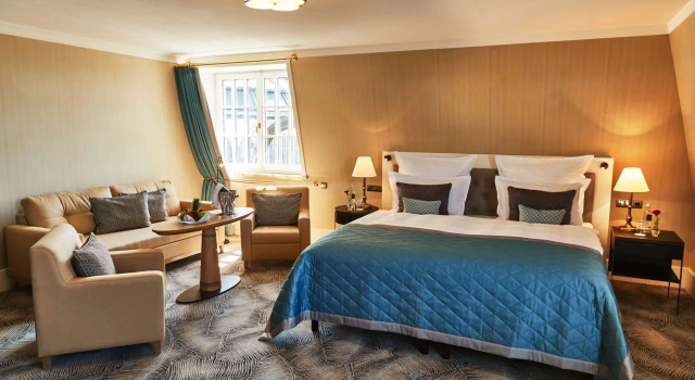 Номер Deluxe Steigenberger ICON Grandhotel & Spa Petersberg