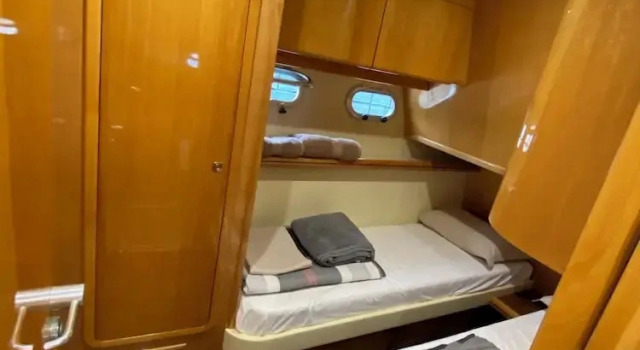 Motor Yacht Raffaelli "Bonita", Забронировать Отель «постель и завтрак» Триест Венеция-Джулия, рядом с Замок Святого праведника