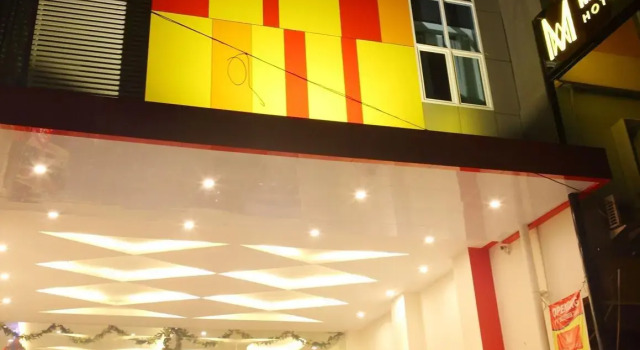 Люкс Luxury Miko Hotel Makassar
