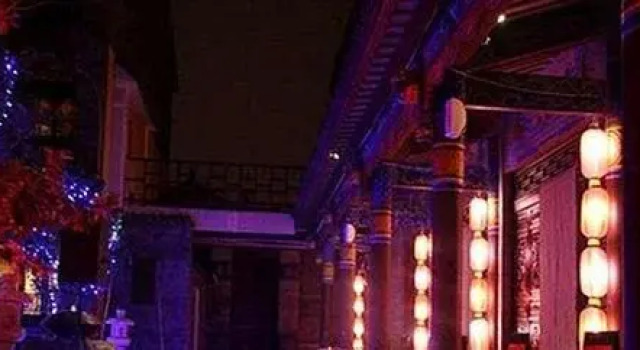 Youjia Hotel - Kunming, Book Hotel Hoteller i Kunming med parkering, Parkering