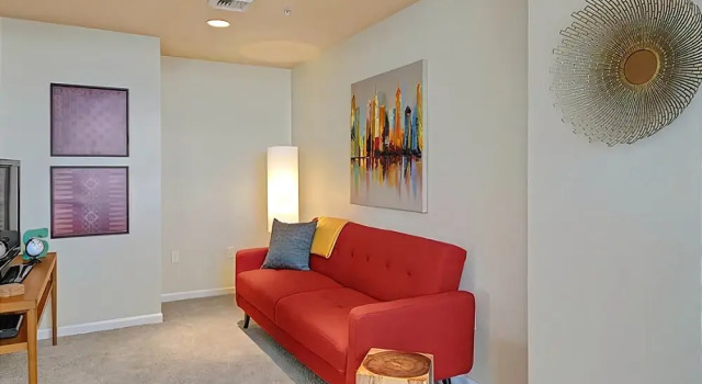 Olympus Panorama Penthouse - Three Bedroom Apartment with Balcony, Забронировать Апартаменты/квартира Сиэтл штат Вашингтон, рядом с Seattle Great Wheel