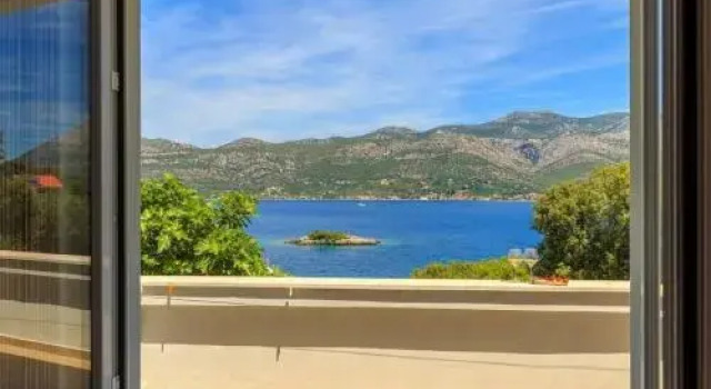 Apartments Mari II, Prenota Appartamento Žrnovo 