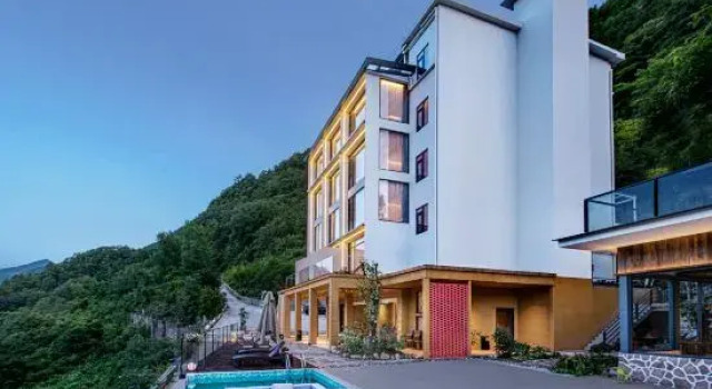Mu Yun Wan Hostel, Shennongjia (Huong Khe Yuen Scenic Spot Shop), Prenota Hotel Shennongjia Hubei