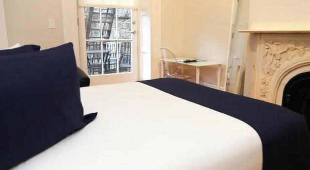 Студия Deluxe Maverick Suites at 40 Temple St