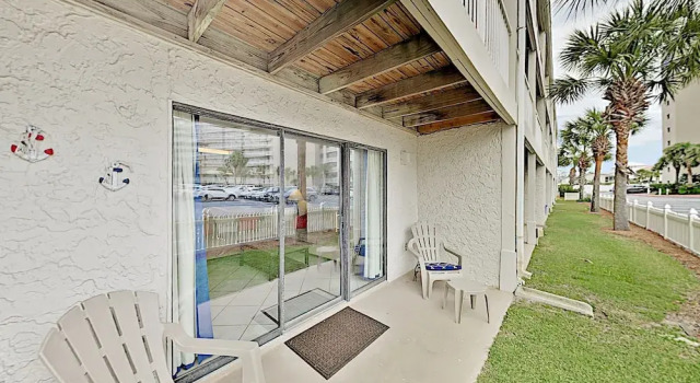 Seaside W/ 3 Pools & Tennis - By Turnkey 1 Bedroom Condo