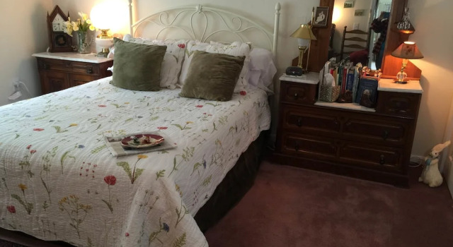 Bryn Meadow Farm and B&B, Book Landbrugsophold Charlotte Lake Champlain