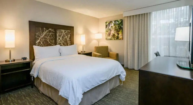 Номер Standard Wyndham Garden Fresno Yosemite Airport