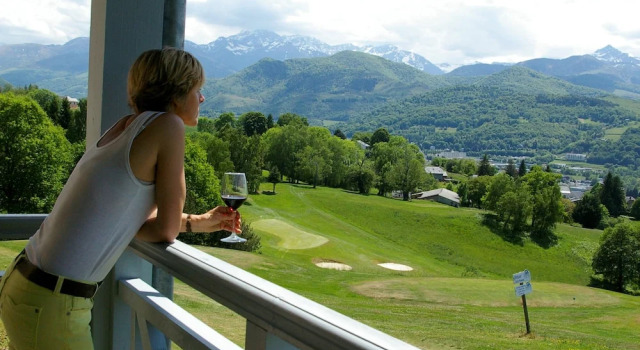 Номер Premium Le Domaine du Golf Country Club de Bigorre