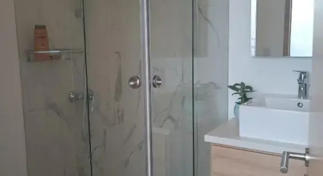 Hermoso Penthouse con jardín, piscina Piso 23 viista espectacular, Book Hotel Quito Sierra