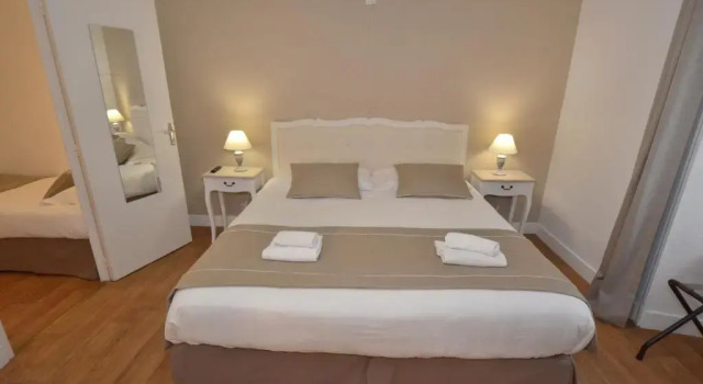 Трёхместный номер Standard Demeures & Châteaux - Hôtel de la porte Saint-Malo - DINAN