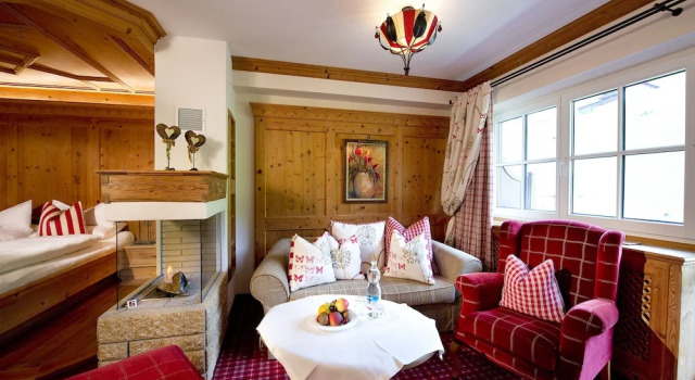 Люкс с балконом и с видом на горы Hotel Alpin Spa Tuxerhof